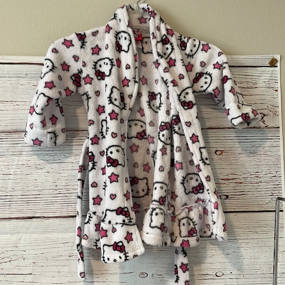 Hello kitty bathrobe - Picture 4 of 7